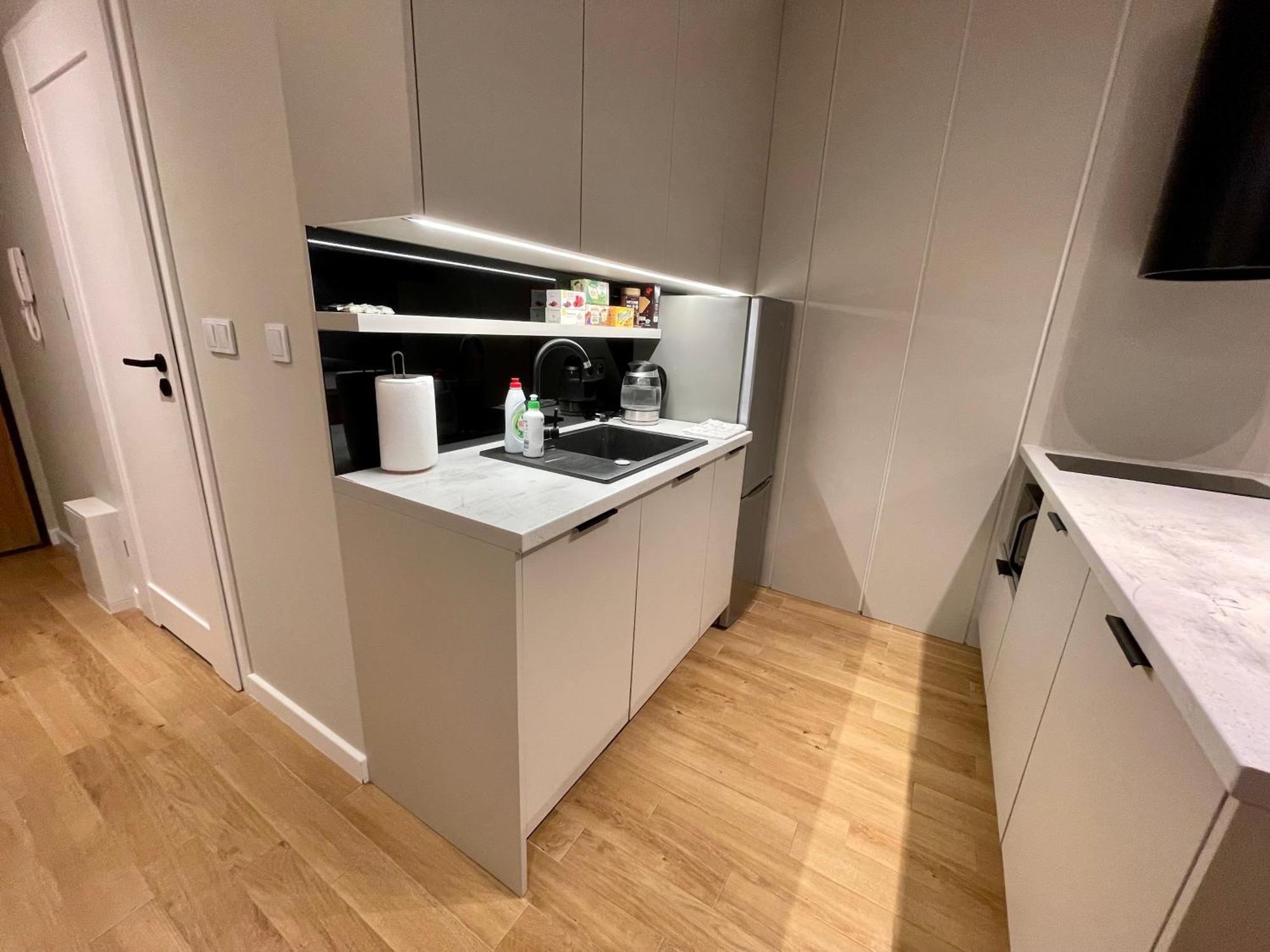 Time&House Pileckiego Przy Centrum Onkologi I Klinice Novum Apartament Na Wylacznosc Pokoj,Sypialnia,Lozko, Lazienka,Kuchnia Apartment Warsaw Ngoại thất bức ảnh