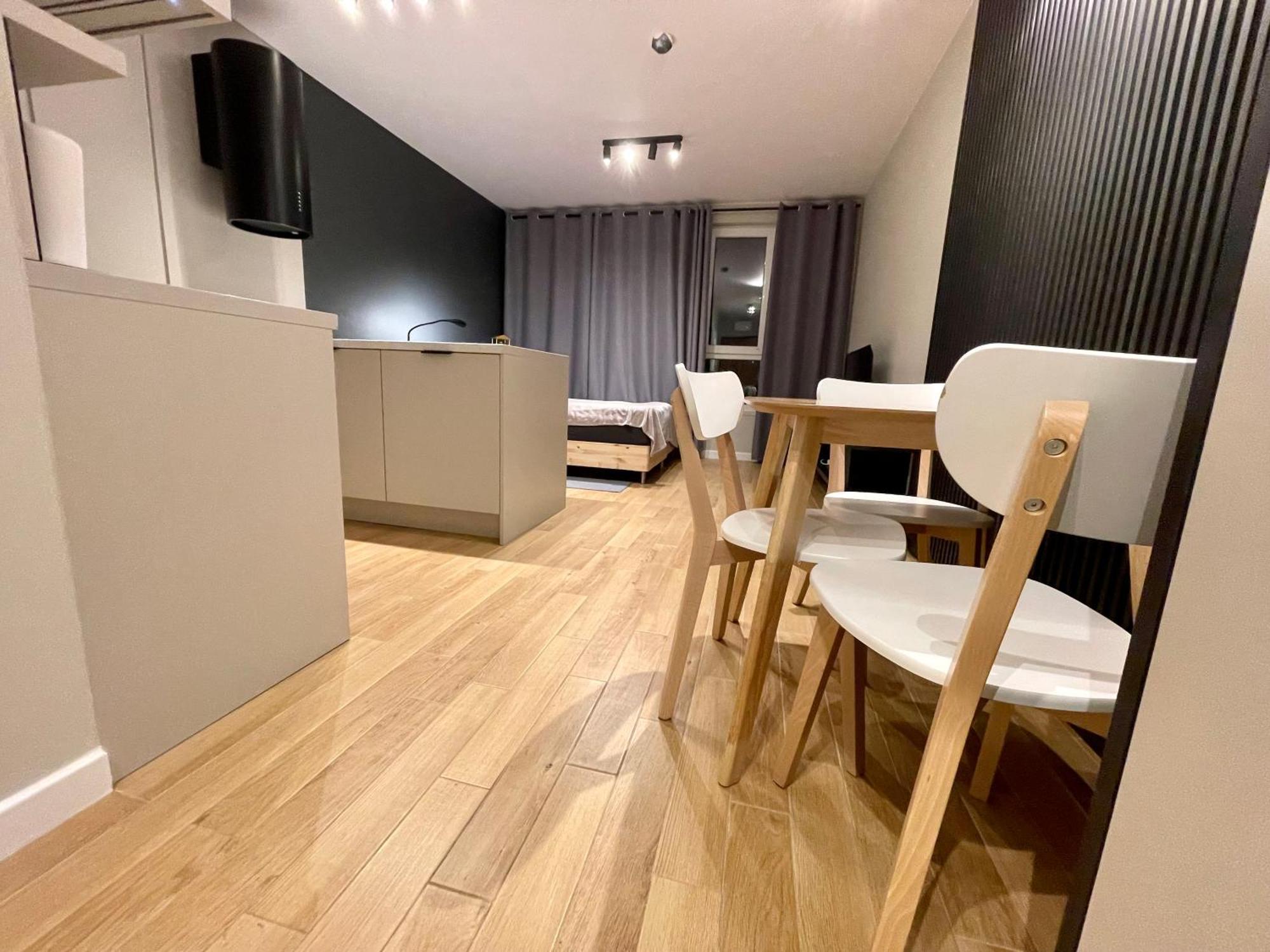 Time&House Pileckiego Przy Centrum Onkologi I Klinice Novum Apartament Na Wylacznosc Pokoj,Sypialnia,Lozko, Lazienka,Kuchnia Apartment Warsaw Ngoại thất bức ảnh
